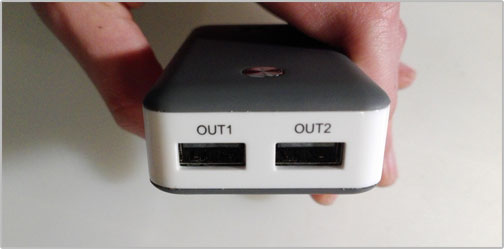 De Xb100 heeft twee USB poorten